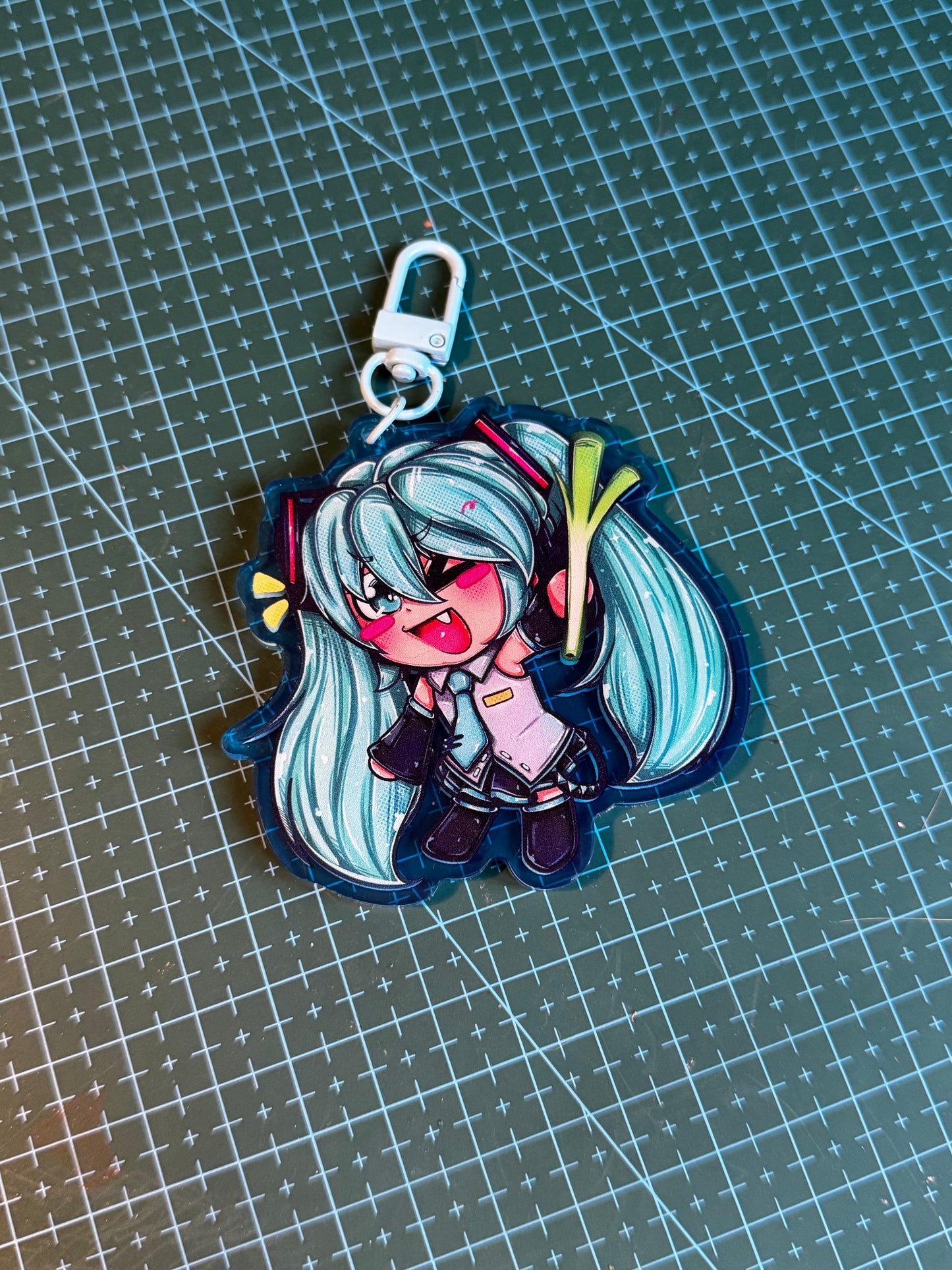 Hatsune miku keychain